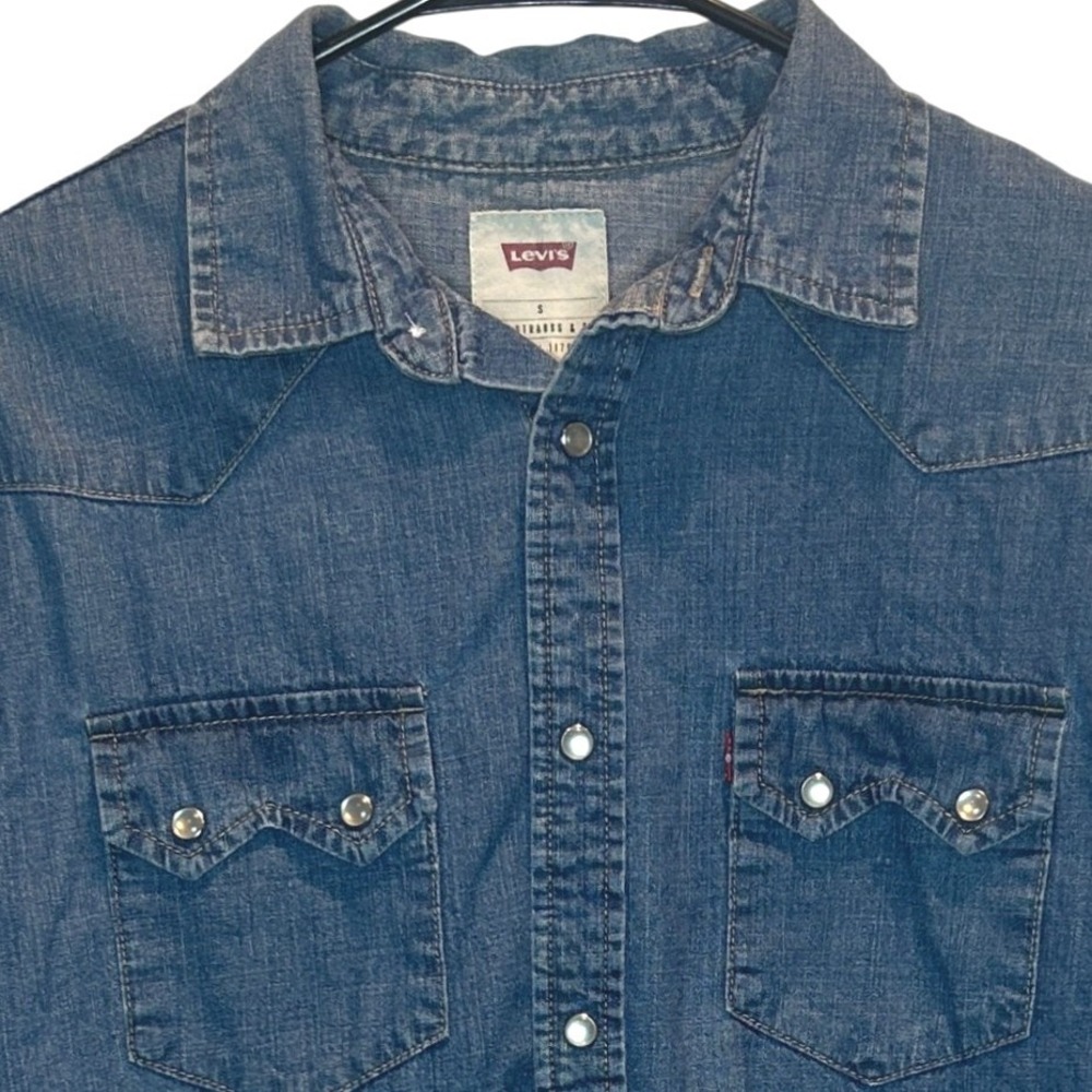 Levi's Denim Western Shirt Small Mens Blue Pearl Snap Long Sleeve 3LYLW2622CC